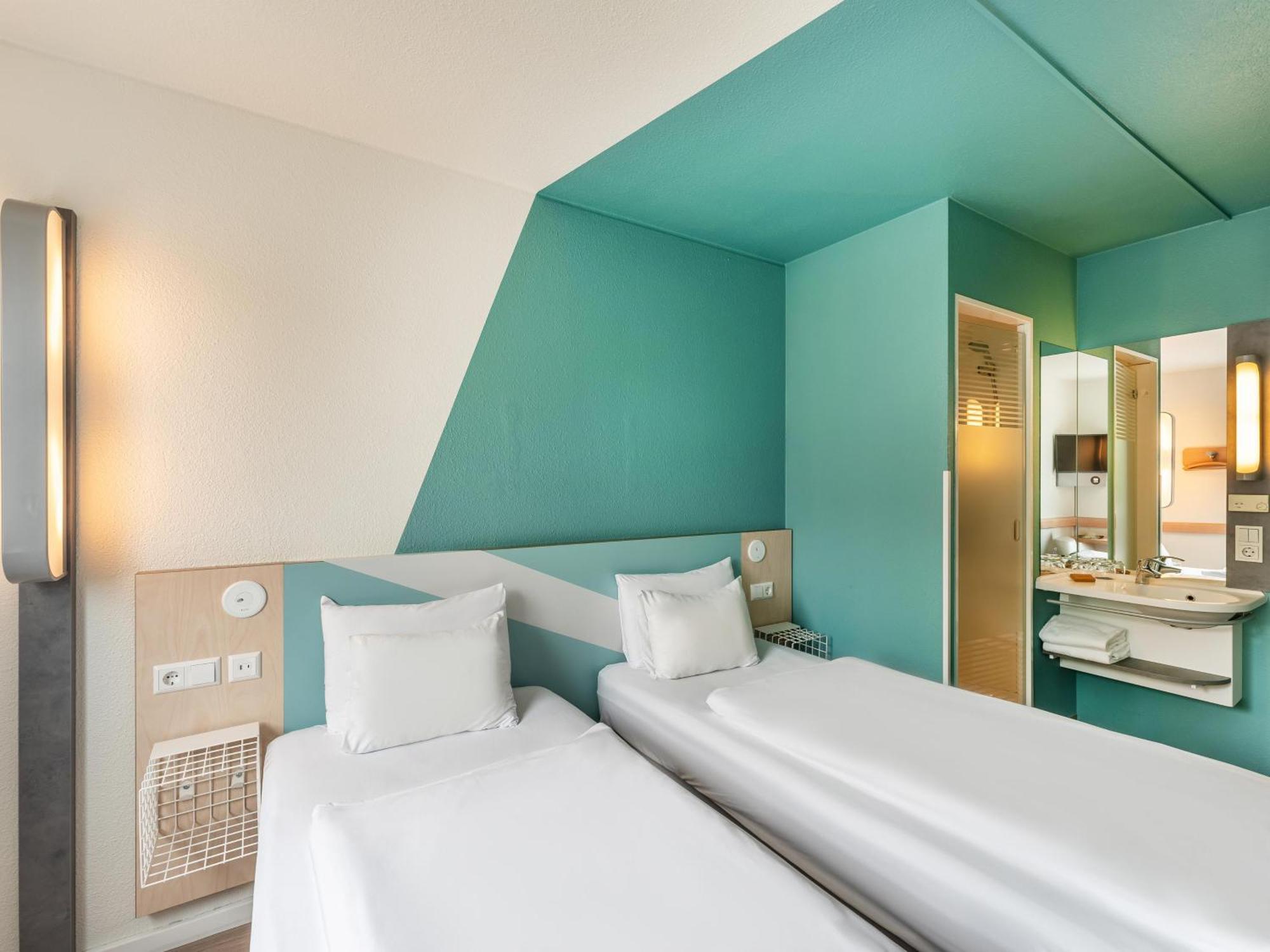 B&B Hotel Koeln-Porz Dış mekan fotoğraf