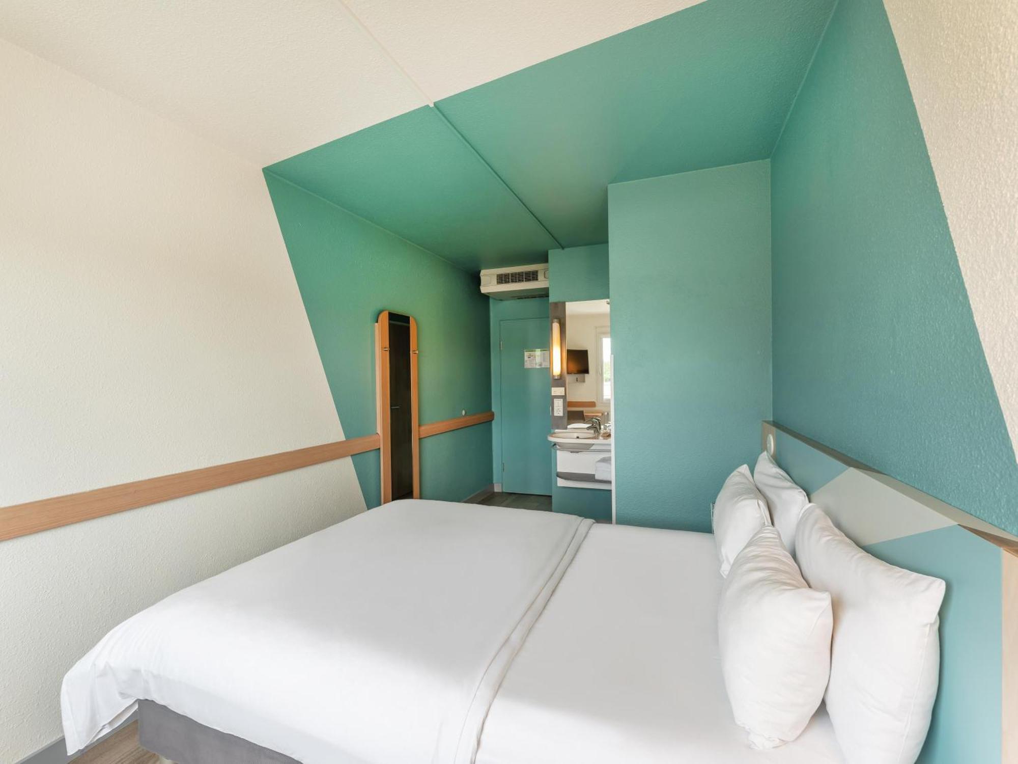 B&B Hotel Koeln-Porz Dış mekan fotoğraf