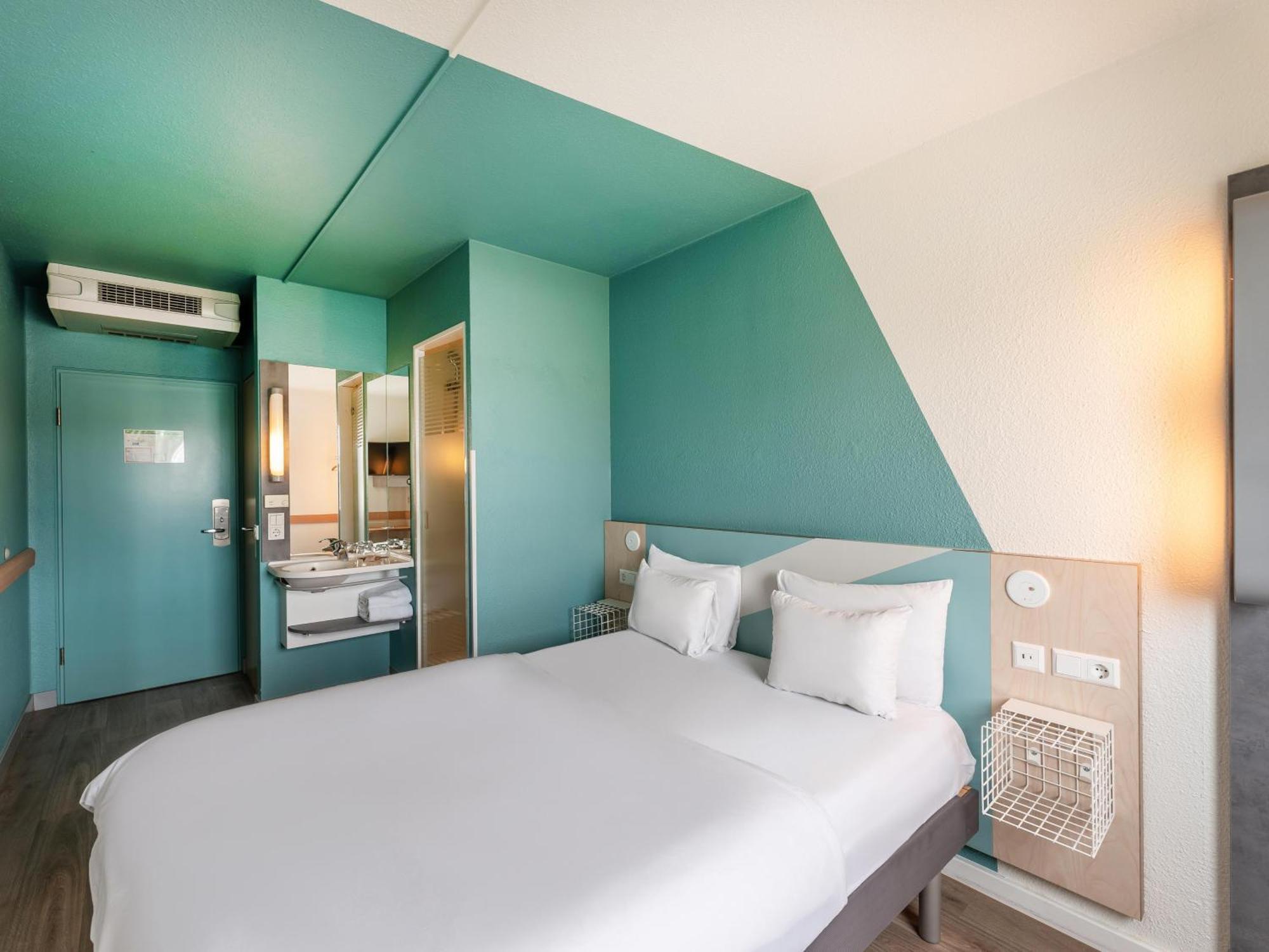 B&B Hotel Koeln-Porz Dış mekan fotoğraf
